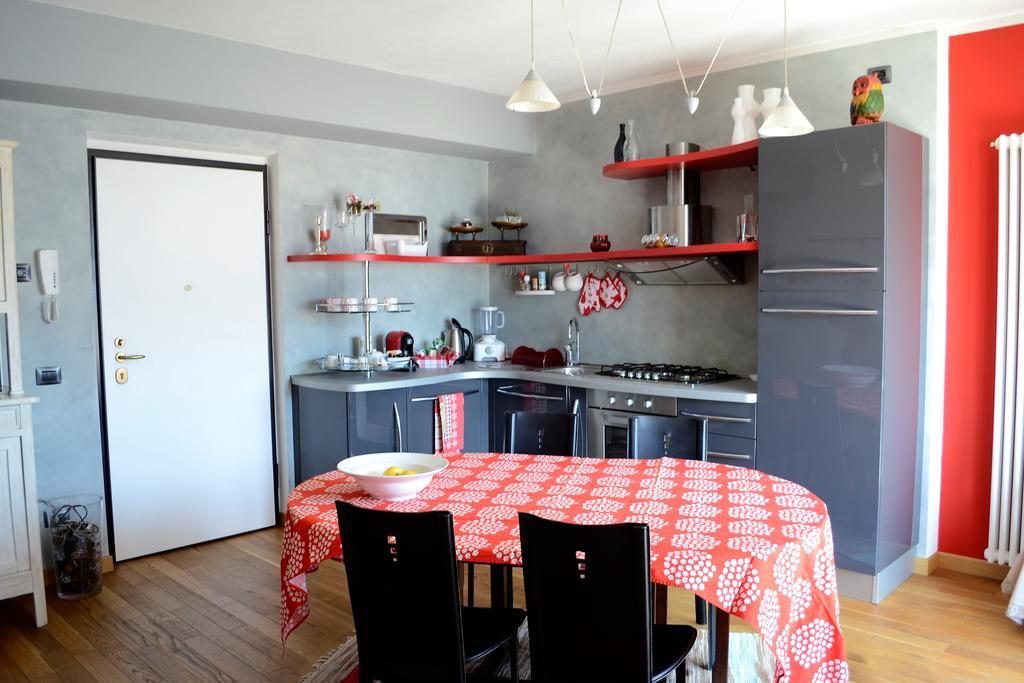 Tremezzina Appartamento Red & Grey Mezzegra Εξωτερικό φωτογραφία