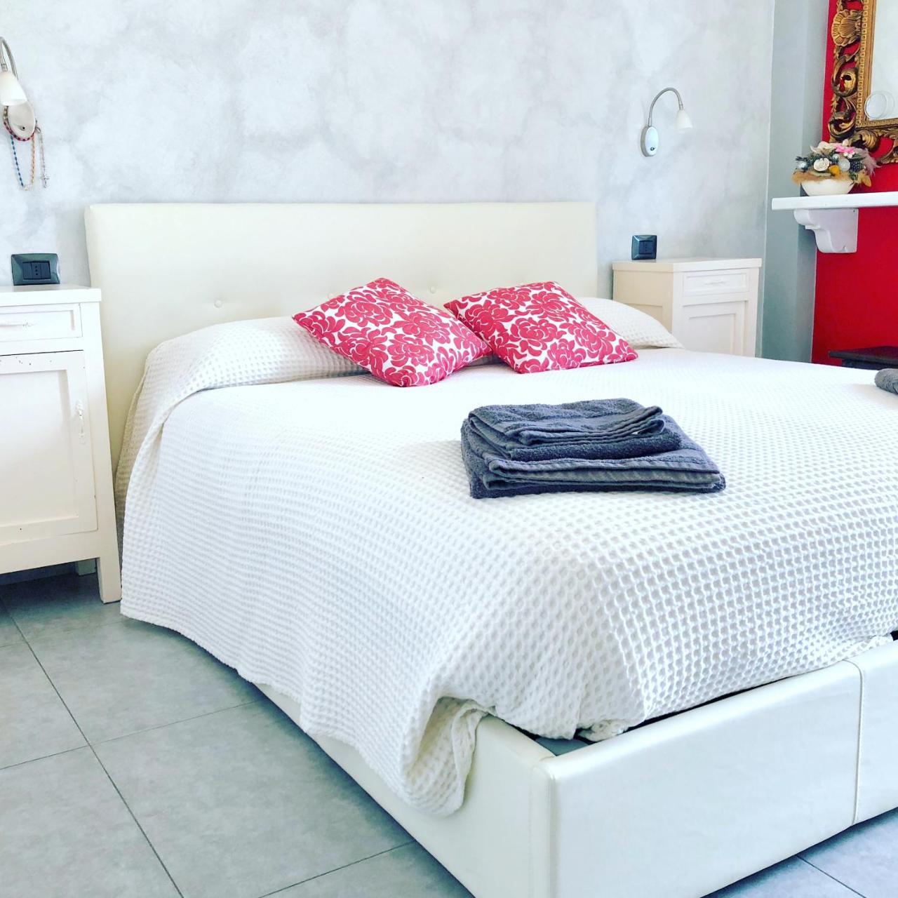 Tremezzina Appartamento Red & Grey Mezzegra Εξωτερικό φωτογραφία
